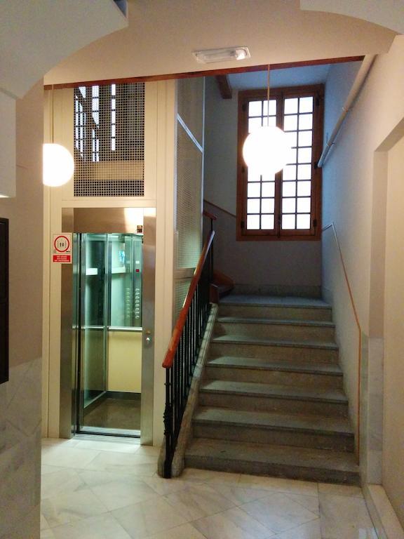 Apartamentos Dana Sol Мадрид Екстер'єр фото